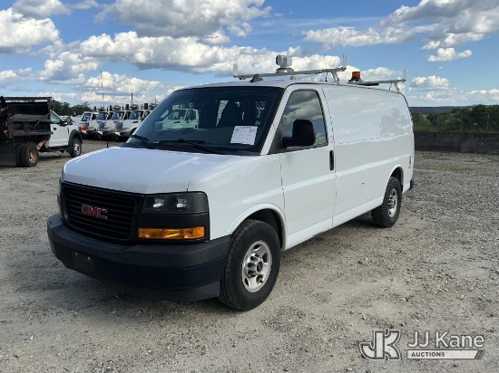 (Shrewsbury, MA) 2018 GMC Savana G2500 Cargo Van Runs & Moves) (Passenger Side Cargo Door Will Not C