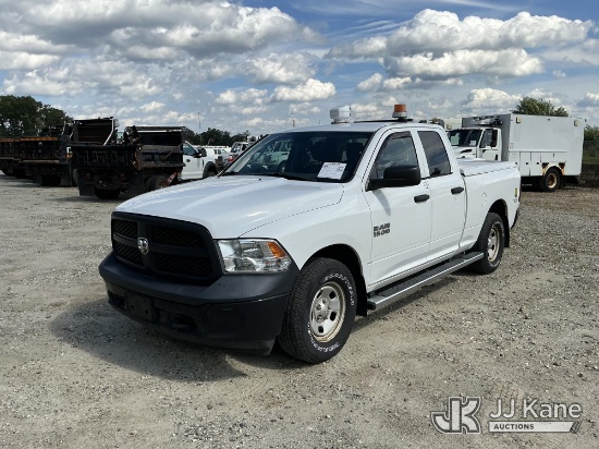(Shrewsbury, MA) 2015 RAM 1500 4x4 Extended-Cab Pickup Truck Runs & Moves