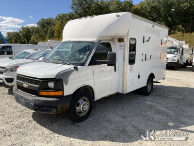 (Shrewsbury, MA) 2010 Chevrolet Express G3500 Cutaway Enclosed Service Van Not Running, Condition Un