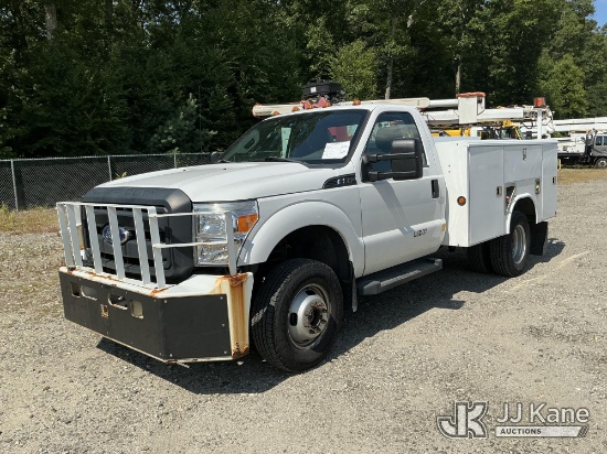(Shrewsbury, MA) 2016 Ford F-350 SD Service Truck Runs & Moves) (Compressor Makes Air