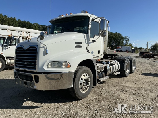 (Shrewsbury, MA) 2019 Mack CXU613 T/A Truck Tractor Runs & Moves) (Dash Warning Indicators On