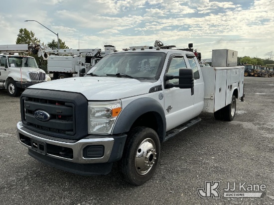 (Plymouth Meeting, PA) 2014 Ford F550 4x4 Extended-Cab Service Truck Runs & Moves) ( Dash Warning In