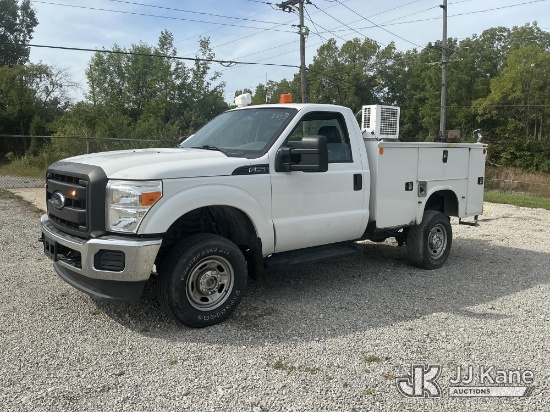 (Fort Wayne, IN) 2015 Ford F250 4x4 Service Truck Runs & Moves