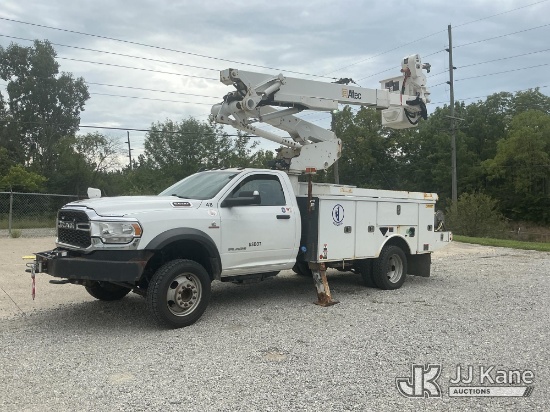 (Fort Wayne, IN) Altec AT41M, Articulating & Telescopic Bucket Truck mounted behind cab on 2020 RAM
