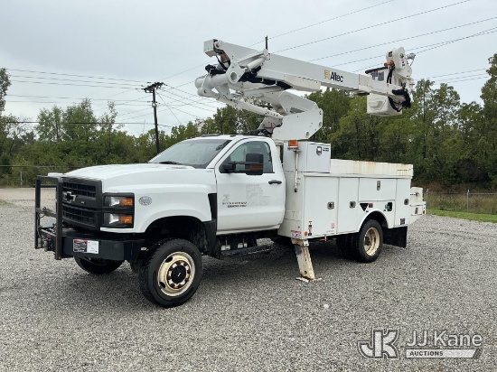 (Fort Wayne, IN) Altec AT41M, Articulating & Telescopic Material Handling Bucket Truck mounted behin