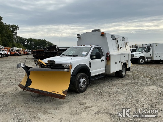 (Shrewsbury, MA) 2017 Ford F-550 Enclosed High-Top Service Truck Runs & Moves