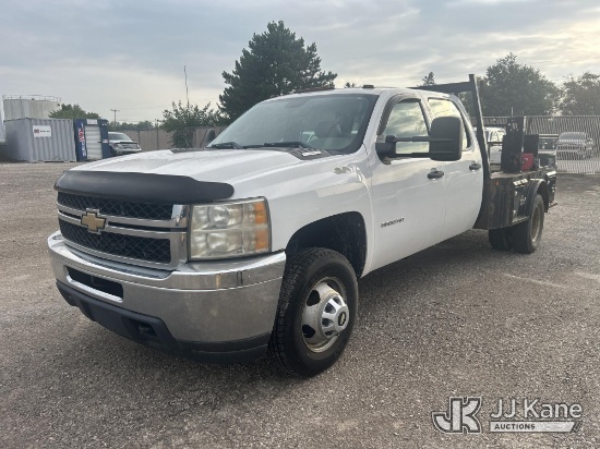 (Temperance, MI) 2011 Chevrolet Silverado 3500HD 4x4 Crew-Cab Flatbed/Service Truck Runs & Moves) (D