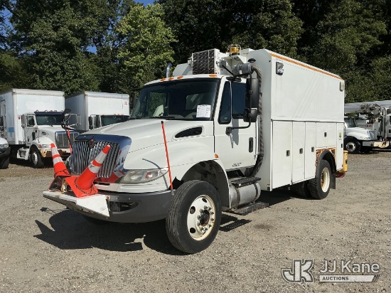 (Shrewsbury, MA) 2015 International 4300 Enclosed Utility Truck Runs & Moves, Compressor Makes Air