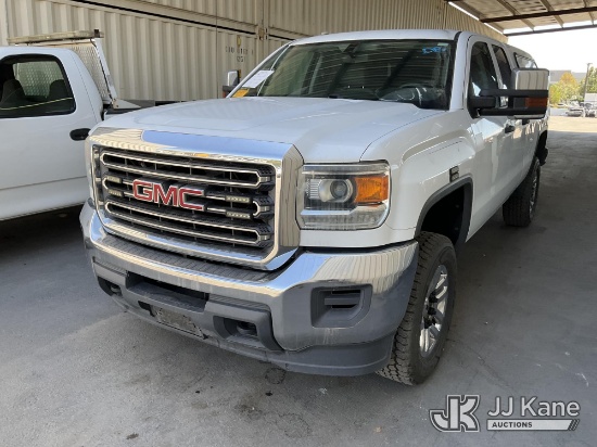 (Jurupa Valley, CA) 2017 GMC Sierra 2500HD Extended-Cab Pickup Truck Runs & Moves