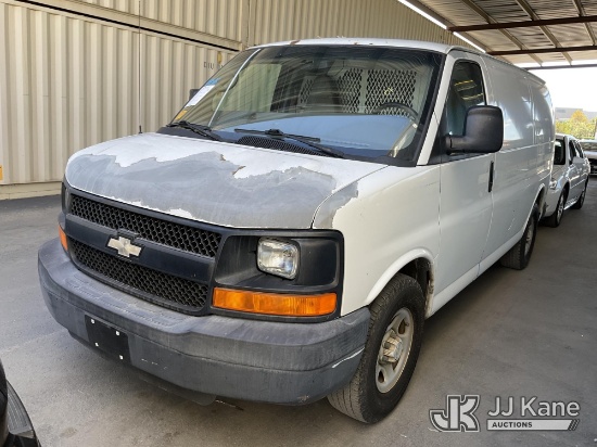 (Jurupa Valley, CA) 2008 Chevrolet Express 1500 Cargo Cargo Van Runs & Moves