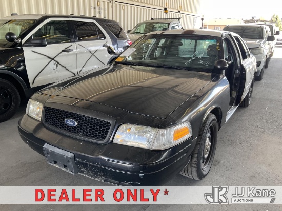 (Jurupa Valley, CA) 2008 Ford Crown Victoria Police Interceptor 4-Door Sedan Runs & Moves) (Dash War