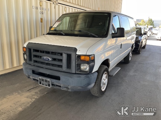 (Jurupa Valley, CA) 2014 Ford Econoline Cargo Van Runs & Moves