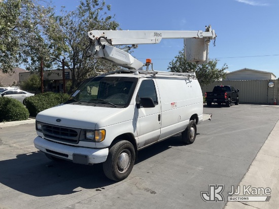 (Jurupa Valley, CA) Altec 200A, Telescopic Bucket Truck , 2001 Ford Econoline E350 Super Duty Cargo
