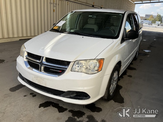 (Jurupa Valley, CA) 2015 Dodge Grand Caravan SE Mini Passenger Van Runs & Moves