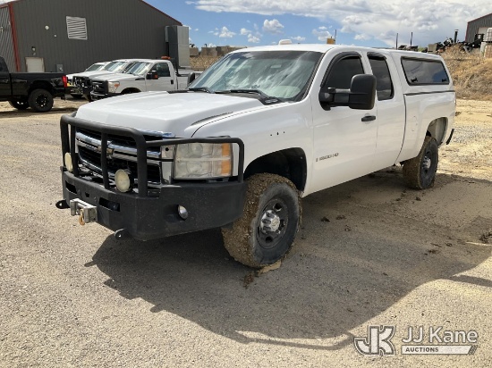 (De Beque, CO) 2009 Chevrolet Silverado 2500HD Extended-Cab Pickup Truck Runs & Moves