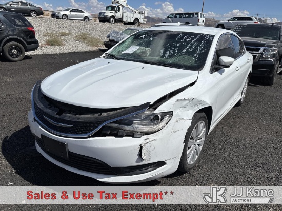 (Las Vegas, NV) 2015 Chrysler 200 4-Door Sedan Not Running, Condition Unknown) (Collision Issues, In