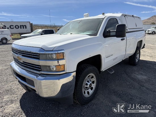 (Sparks, NV) 2015 Chevrolet Silverado 2500HD 4x4 Pickup Truck Runs & Moves