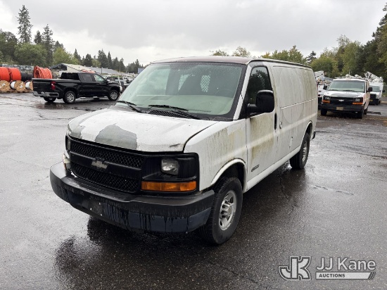 (Aloha, OR) 2005 Chevrolet Express G2500 Cargo Van Runs & Moves