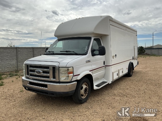 (Fort Lupton, CO) 2012 Ford Econoline E450 Cutaway Service Van Runs & Moves) (Dash Warning Indicator