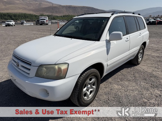(Sparks, NV) 2005 Toyota Highlander V6 with 3rd-Row Seat Sport Utility Vehicle Runs & Moves