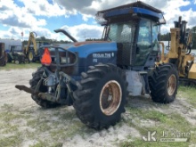 (Tampa, FL) 2000 New Holland TV140 (1637714 )