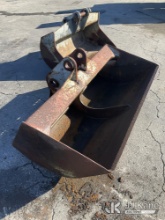 (Ocala, FL) (2) Menzi Muck Buckets (1646391 )