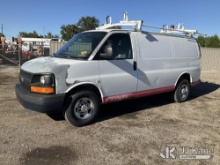 (South Beloit, IL) 2011 Chevrolet Express G2500 (1640131 )