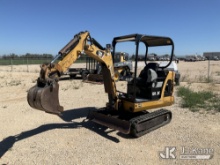 (Marion, TX) 2011 Cat 301.8C (1646183 )