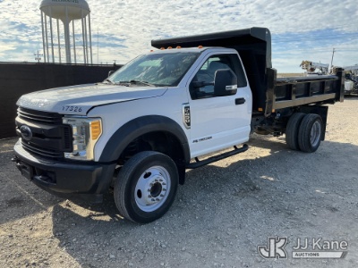 (Waxahachie, TX) 2017 Ford F-450 SD (1652511 )