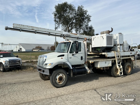 (South Beloit, IL) Altec HD35A-30 with 2004 International 7400 (1648062 )