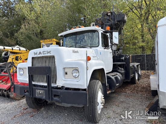 (Conway, AR) Log Lift F265ZT95A with 1985 Mack RD686S (1647877 )