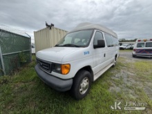 (Plains, PA) 2005 Ford Econoline E-350 SD (1635298)
