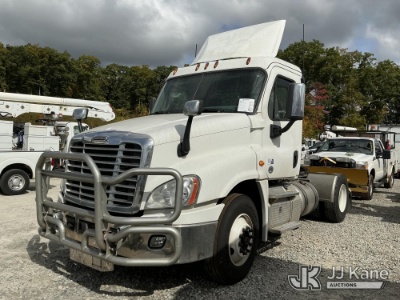(Shrewsbury, MA) 2016 Freightliner Cascadia 125 (1647545 )