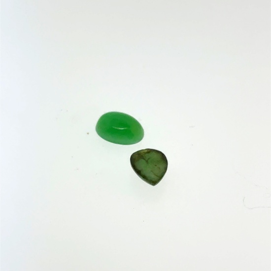 2 x Green Chalcedony Gemstones 1.5ct