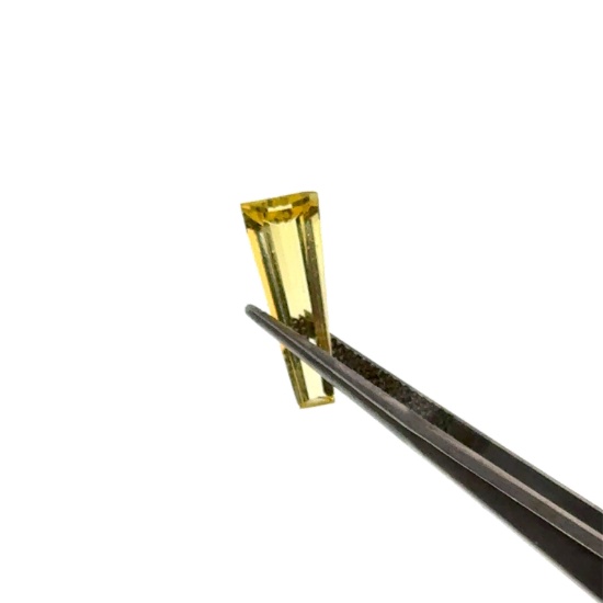 Yellow Beryl Elongated Triangles 4.7ct 6.1x17mm