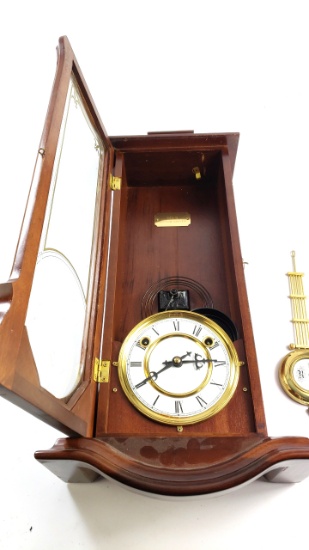 Old Viena Regulator No. M1266 Oak Hanging Wall Clock
