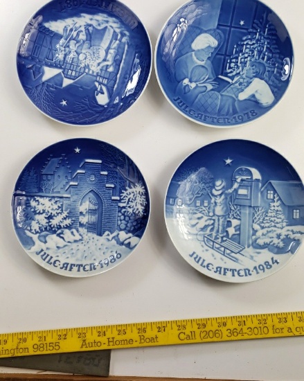 4 x Bing and Grondhal Christmas Collectors Plates 1986 1984 1987 1978