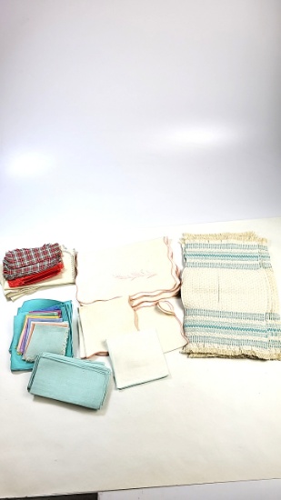 Collection of Quality Vintage Tablecloths and Napkins
