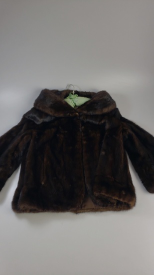 Estate Fur Coat - Jay Lennaa Furs Boston See pics for Size No Rips