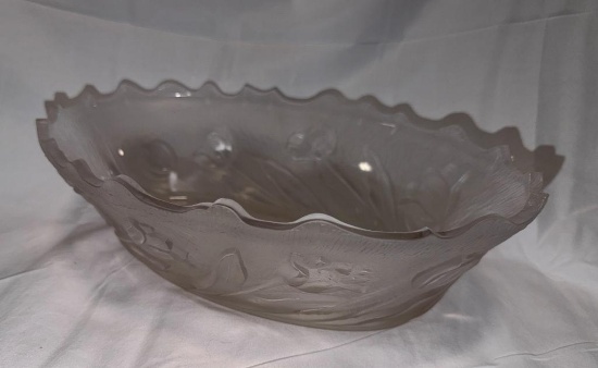 Frosted Satin Glass Tulip Oval Bowl with Scalloped Rim