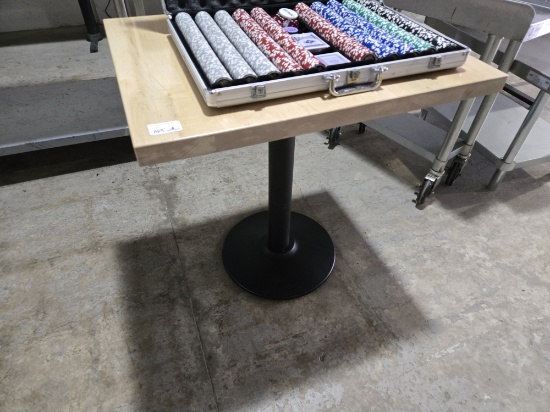24" x 30" Table