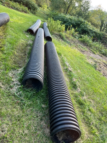 4 Pieces of 15 in dual wall corrugated pipe