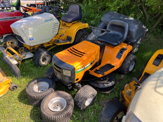Yard King Riding Mower w/ Bagger