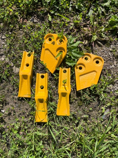 New 4 in Mini Excavator Replacement Teeth