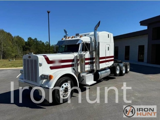 1999 Peterbilt 379 Sleeper Truck