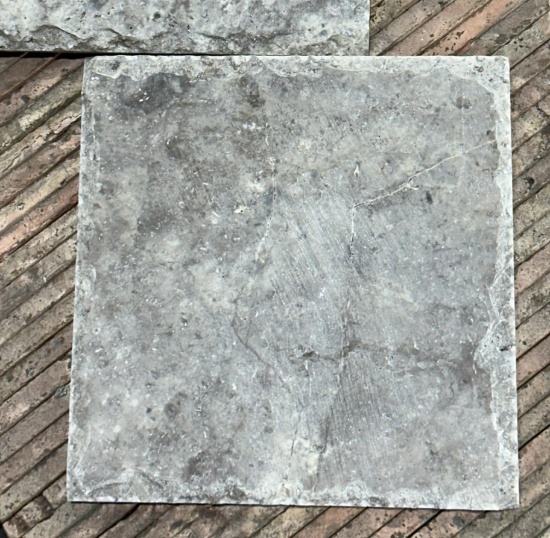 1 Crate 284sf 8"x8 Silver Travertine Chistld Brush