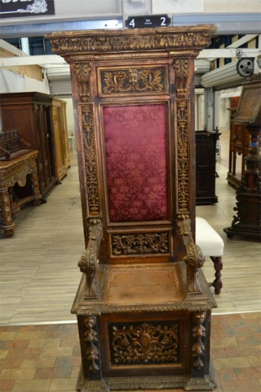 Italian Renaissance Style Giltwood Throne Chair