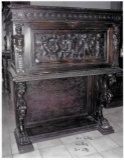ITALIAN BAROQUE STYLE WALNUT CHEST ON STAND