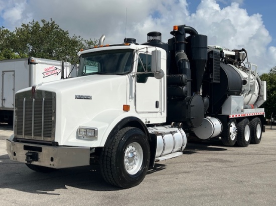 2015 KENWORTH T800 TRI AXLE HYDRO EXCAVATION VACUUM VAC TANK DUMP TRUCK CUMMINS DIESEL