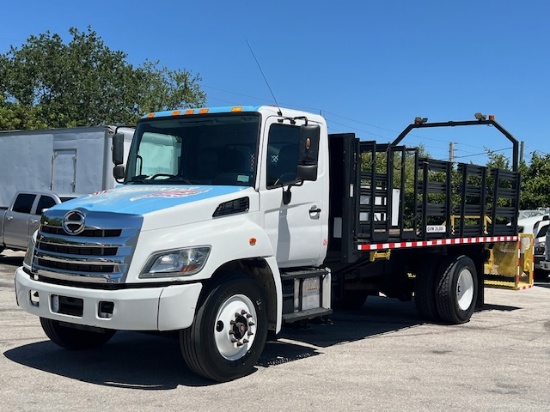 2018 HINO 338 ATTENUATOR FLATBED CONE EMERGENCY TRUCK WITH REAR STEP PLATFORM ONLY 57K MILES